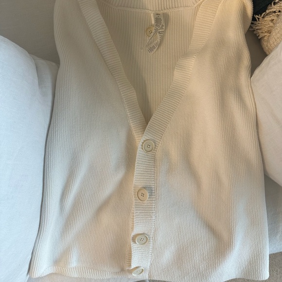 All Yoga Scholar Cardigan - Picture 2 of 4